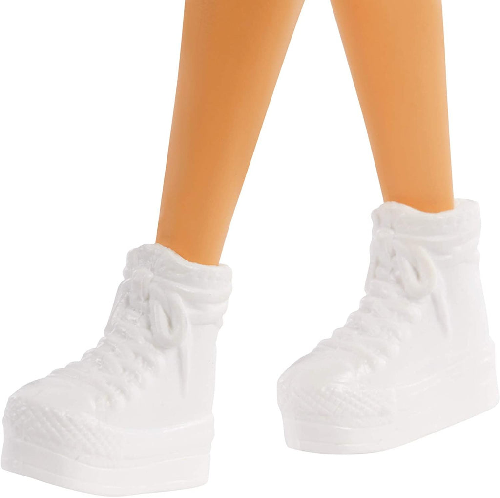 Barbie Fashionistas Doll # 159, Petite, with Light Brown Hair Wearing Tie-Dye T-Shirt Dress, White Shoes & Visor, Toy for Kids 3 to 8 Years Old