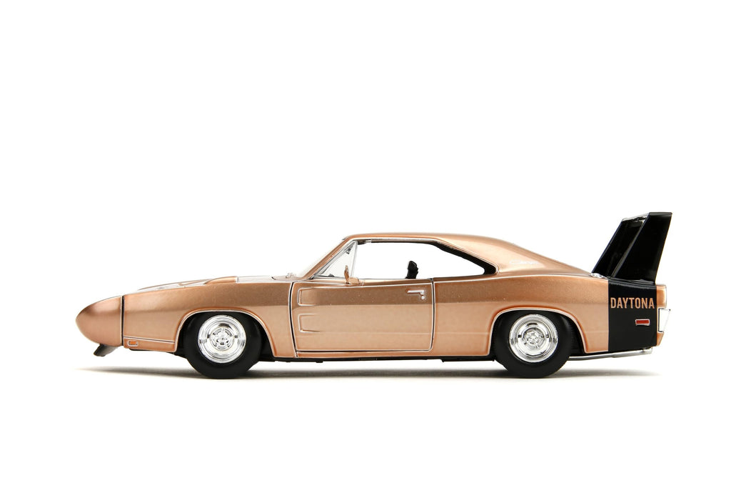 Jada Toys Bigtime Muscle 1:24 1969 Dodge Charger Daytona Die-cast Car – Opening Doors, Hood, Trunk, Rubber Tires(Candy Copper)