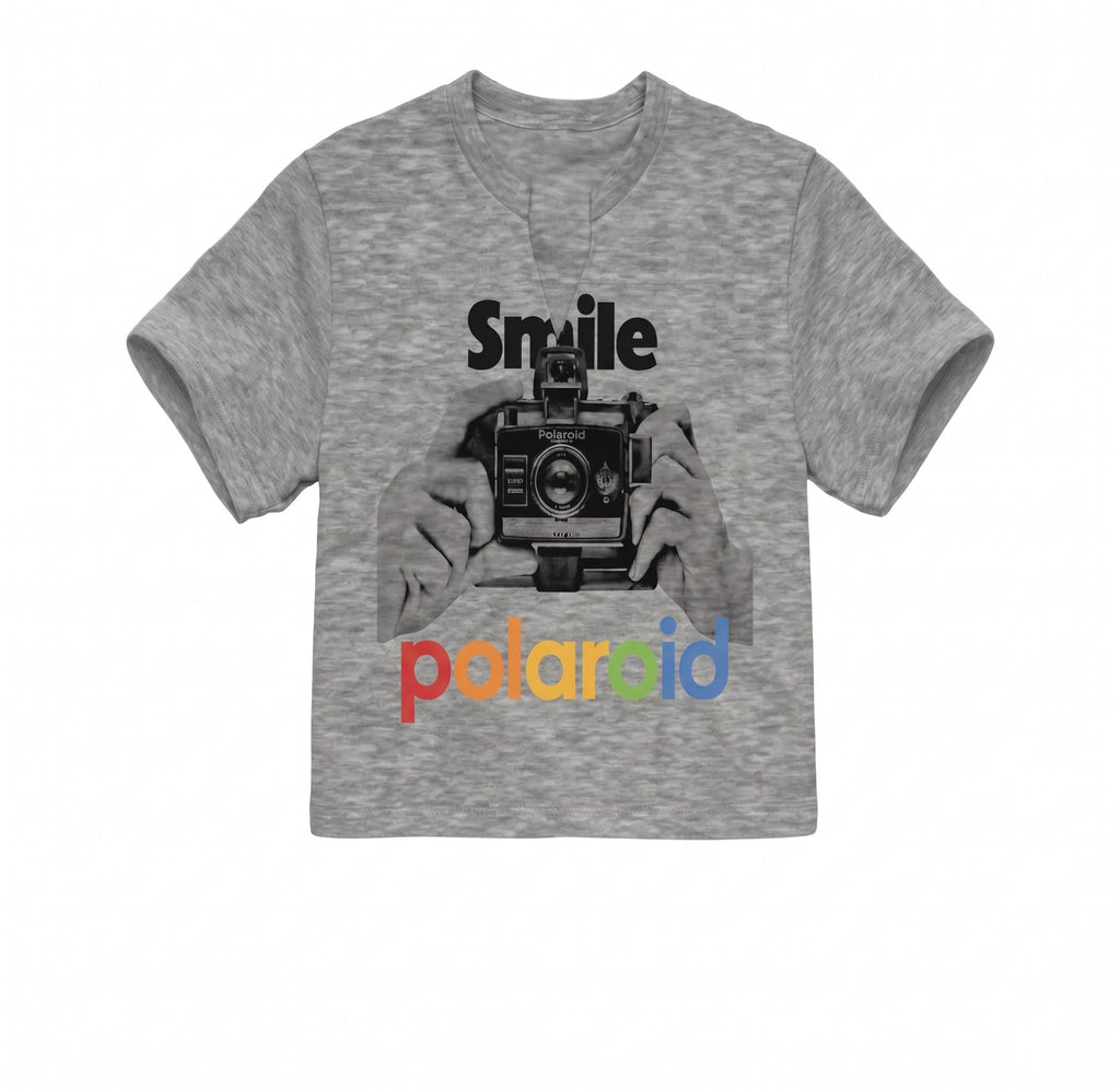 Polaroid Juniors Short Sleeve Cropped T-Shirt – Retro "Smile" Camera Crop Tee – Grey