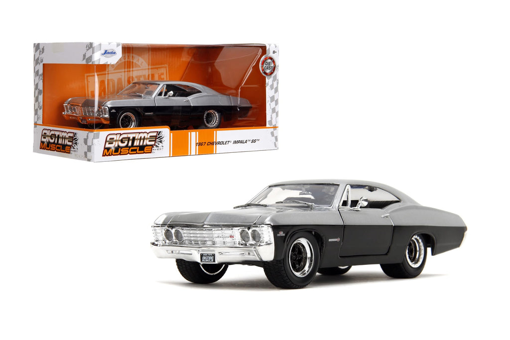 Jada Toys Bigtime Muscle 1:24 1967 Chevrolet Impala SS – Opening Doors, Hood, Trunk, Rubber Tires(Candy Silver/Black)