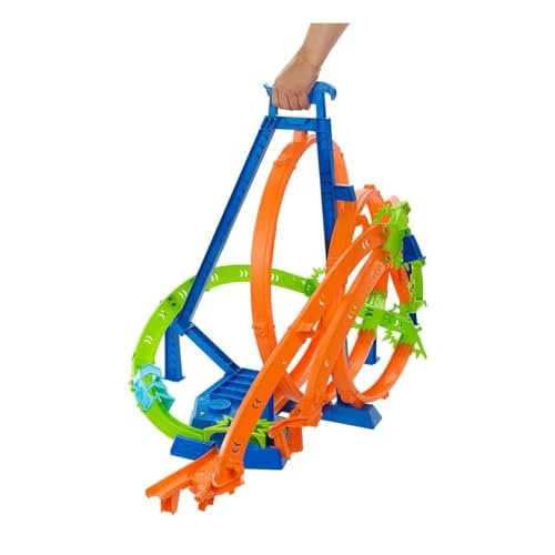 Hot Wheels Track Set, Epic Crash Dash with 5 Crash Zones, Motorized Booster and 1 Hot Wheels 1:64 Scale Toy Car, Easy Storage