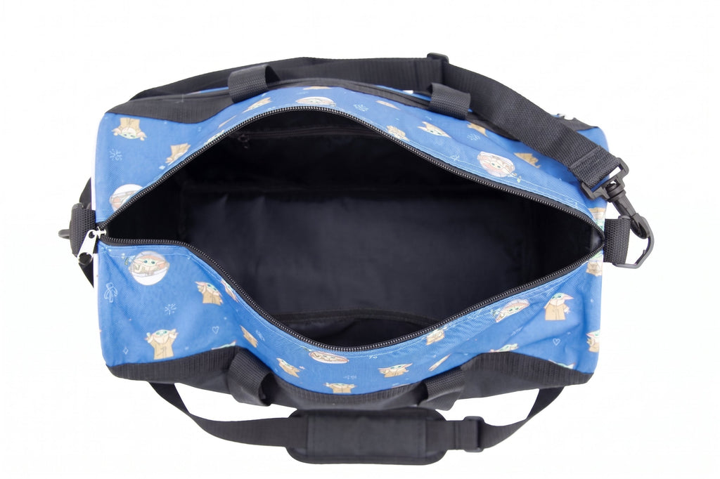 Disney Kids Duffle Bag 16.5" – Travel & Sports Bag with Zipper Pocket, Mesh Side Pockets & Shoulder Strap