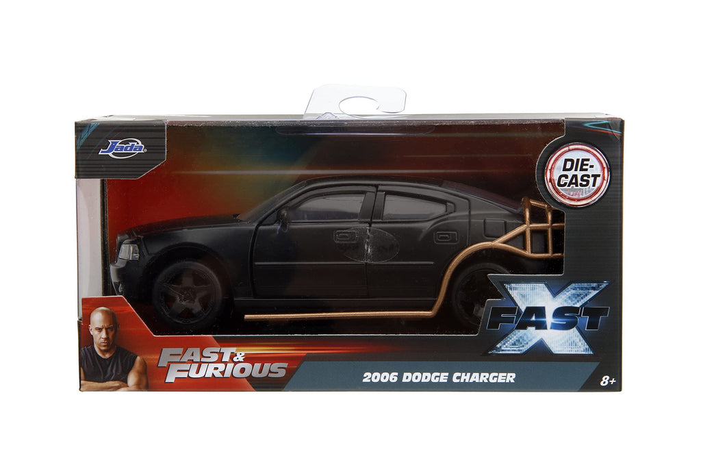Fast & Furious 1:32 2006 Dodge Charger Heist Vehicle Die-Cast Car, Toys for Kids and Adults