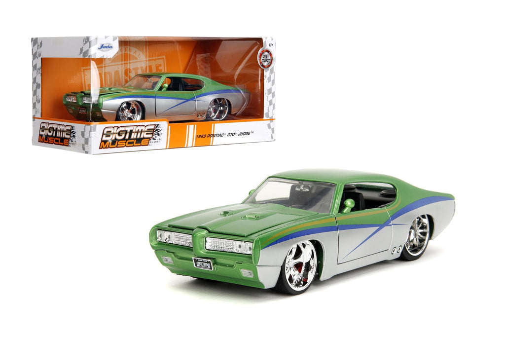 Jada Toys Bigtime Muscle 1:24 1969 Pontiac GTO Die-cast Car – Opening Doors, Hood, Trunk, Rubber Tires(Candy Silver/Green)