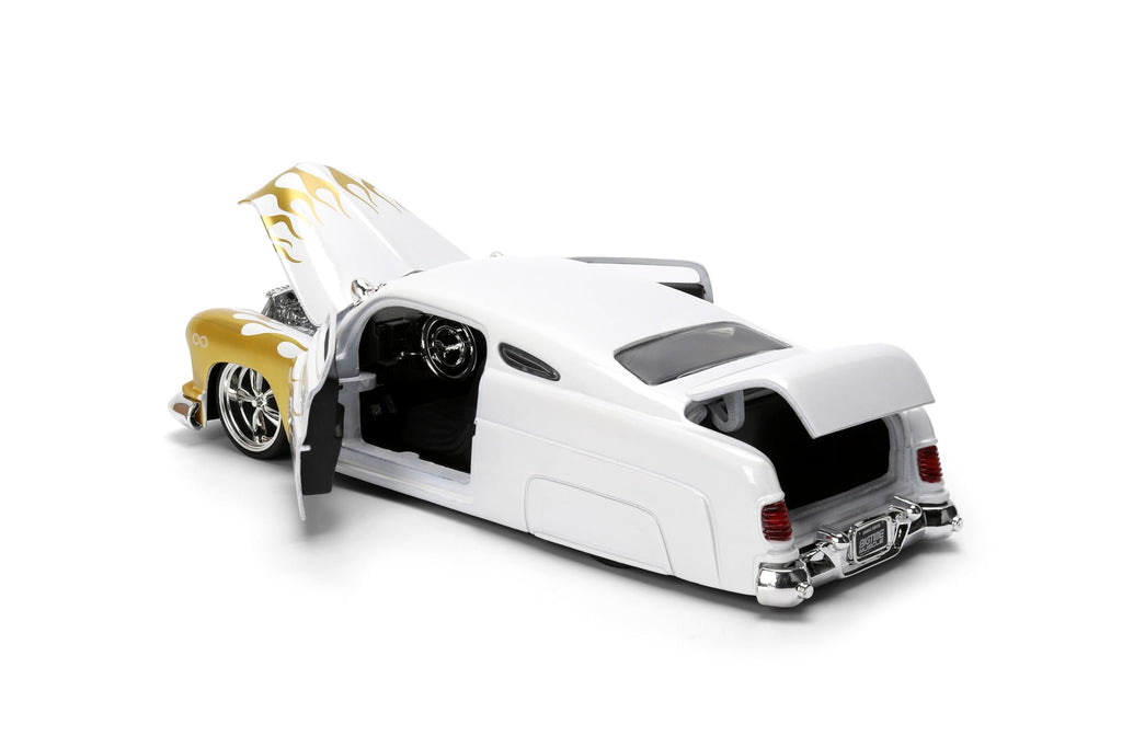 Jada Toys Bigtime Muscle 1:24 1951 Mercury Die-cast Car – Opening Doors, Hood, Trunk, Rubber Tires(White/Gold Flames)