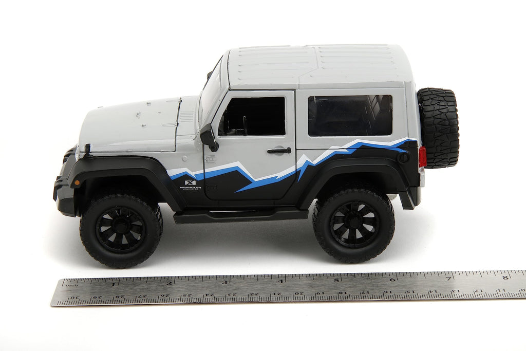 Just Trucks 1:24 2007 Jeep Wrangler Die-Cast Truck w/Tire Rack, Toys for Kids and Adults(Grey/Primer Black)