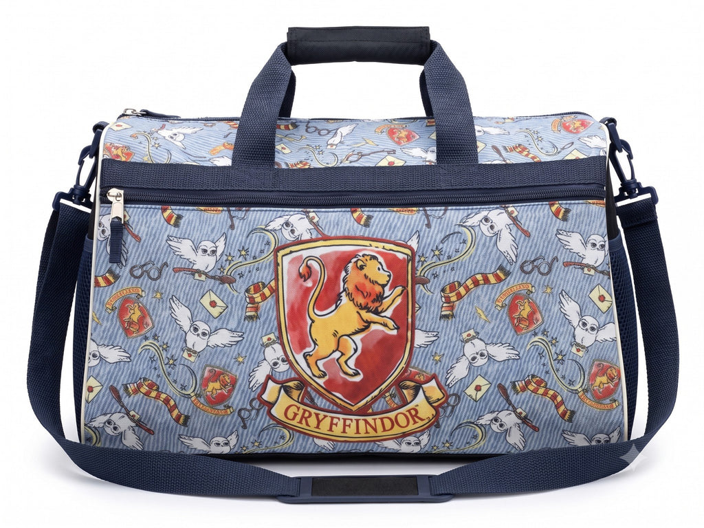 Disney Kids Duffle Bag 16.5" – Travel & Sports Bag with Zipper Pocket, Mesh Side Pockets & Shoulder Strap