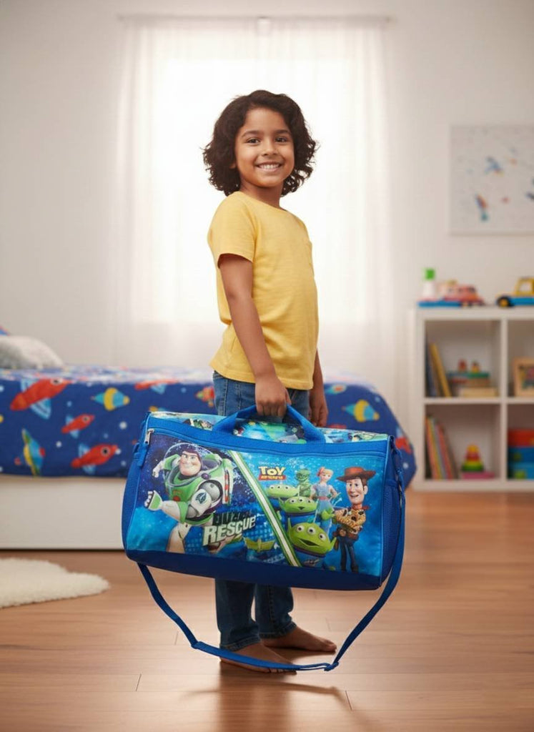 Disney Moana Kids Duffle Bag 16.5" – Travel & Sports Bag with Zipper Pocket, Mesh Side Pockets & Shoulder Strap