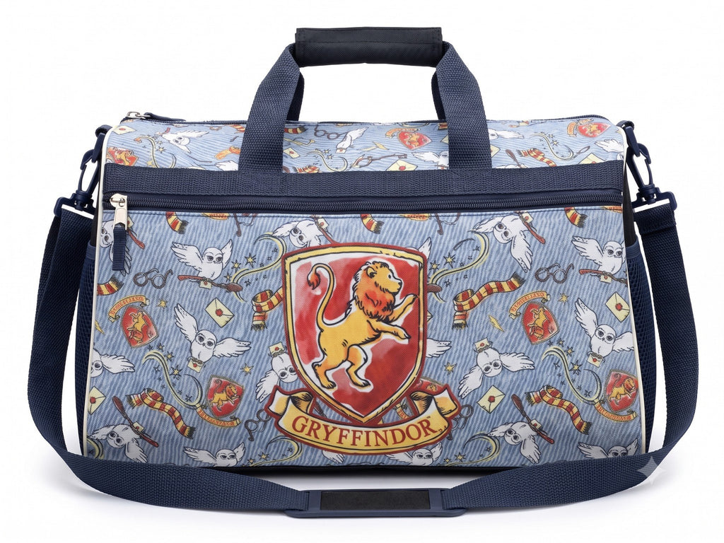 Disney Kids Duffle Bag 16.5" – Travel & Sports Bag with Zipper Pocket, Mesh Side Pockets & Shoulder Strap