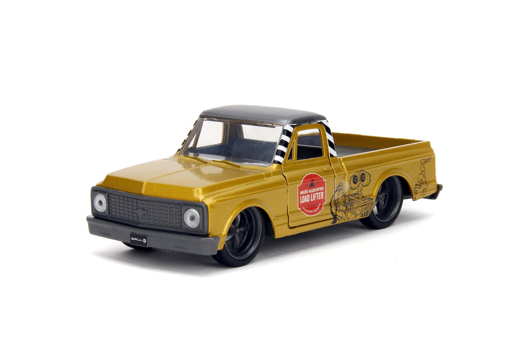 Jada Wall-E / 1972 Chevrolet Cheyenne 1:32 Die-Cast Car, Opening Doors, High Gloss Finish – Ages 8+, Collector's Edition, Yellow