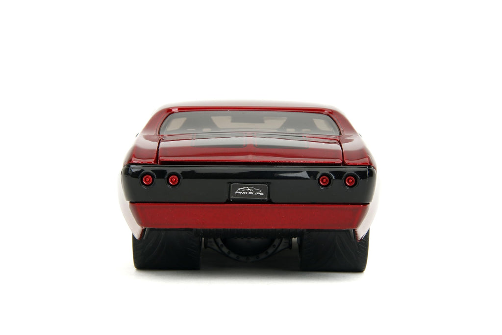 Pink Slips 1:24 W7 1971 Chevy SS Die-Cast Car w/Base, Toys for Kids and Adults(Candy Red)
