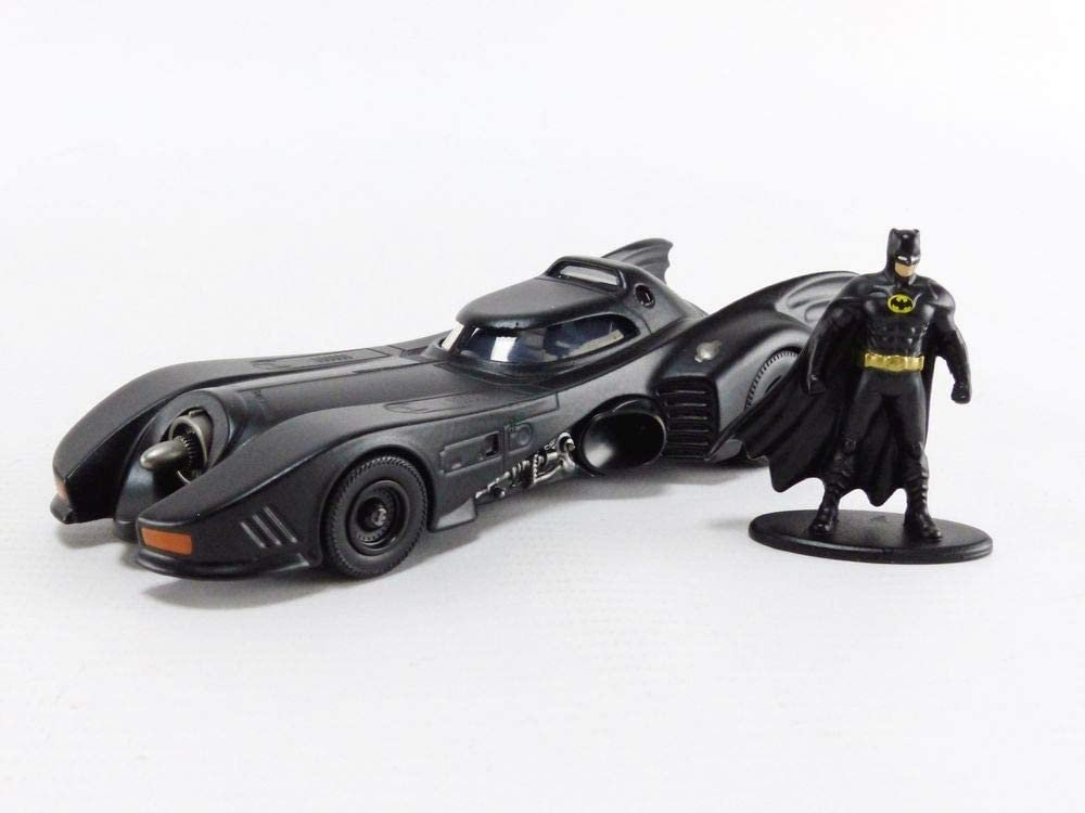 Jada Toys DC Comics 1:32 1989 Batmobile Die-cast Car with Batman Figure, Toys for Kids and Adults (JadaToys31704)