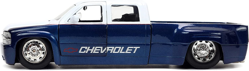 Jada Toys Just Trucks 1:24 1999 Chevy Silverado Dually Die-cast Car with Tire Rack, Toys for Kids and Adults