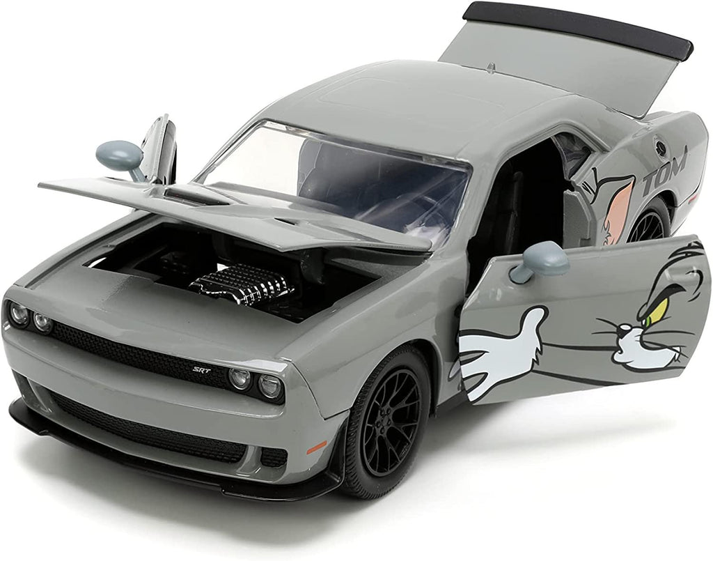 Jada Toys Tom and Jerry 1:24 2015 Dodge Challenger Hellcat Die-cast Car w/ 2.75" Jerry Figure, Toys for Kids and Adults