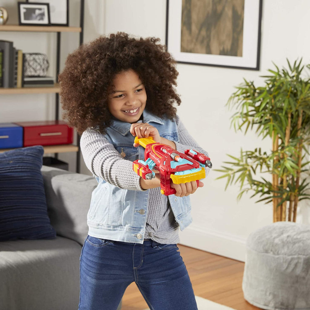 Marvel Avengers Mech Strike Iron Man Strikeshot Gauntlet Role Play Toy with 3 NERF Darts, Pull Handle to Expand, for Kids Ages 5 and Up