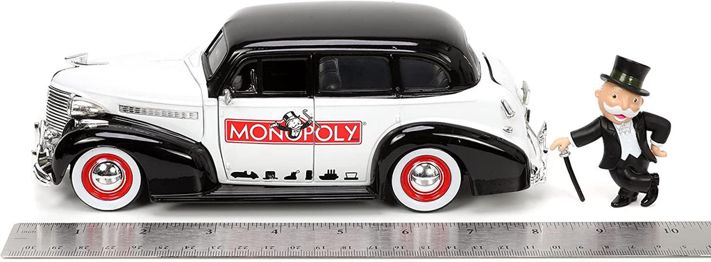 Jada Toys Mr. Monopoly 1:24 1939 Chevrolet Master Deluxe Die-cast Car w/ 2.75" Rich Uncle Pennybags Figure, Toys for Kids and Adults (33230)