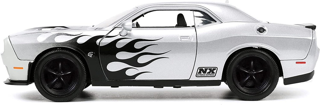 Jada Toys Big Time Muscle 1:24 2015 Dodge Challenger SRT Hellcat Die-cast Car Silver/Black Flames, Toys for Kids and Adults