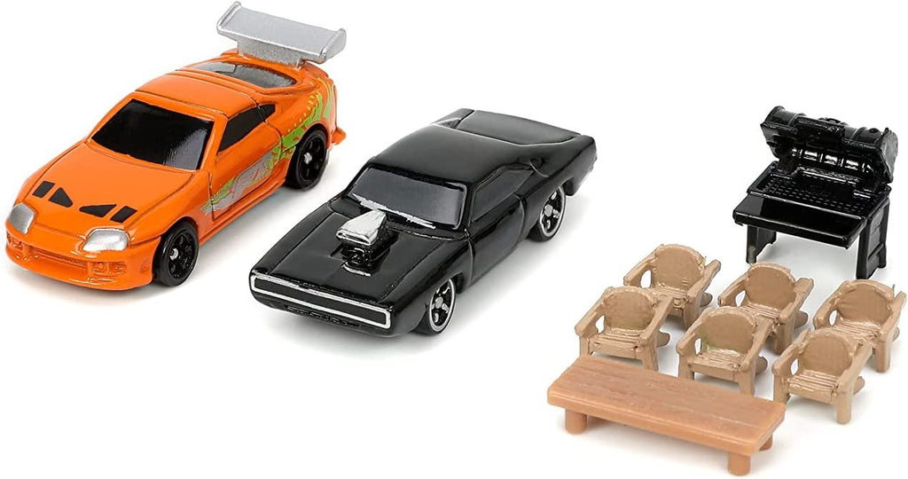 Jada Toys Fast & Furious Nano Hollywood Rides Dom Toretto's House Display Diorama with Two 1.65" Die-cast Cars, Toys for Kids and Adults (33668)