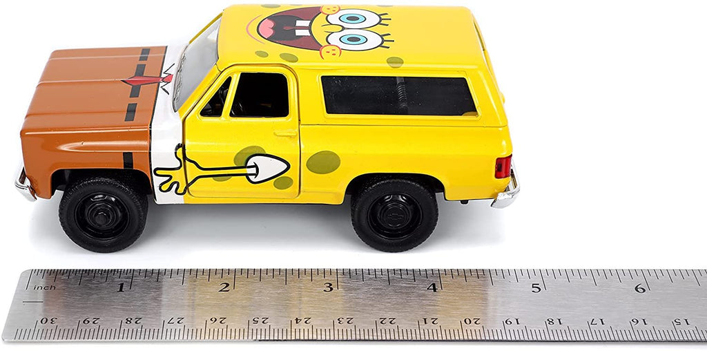 Jada Toys Spongebob Squarepants 1:32 1980 Chevy Blazer K5 Die-cast Car and 1.65" Spongebob Figure, Toys for Kids and Adults, 31798