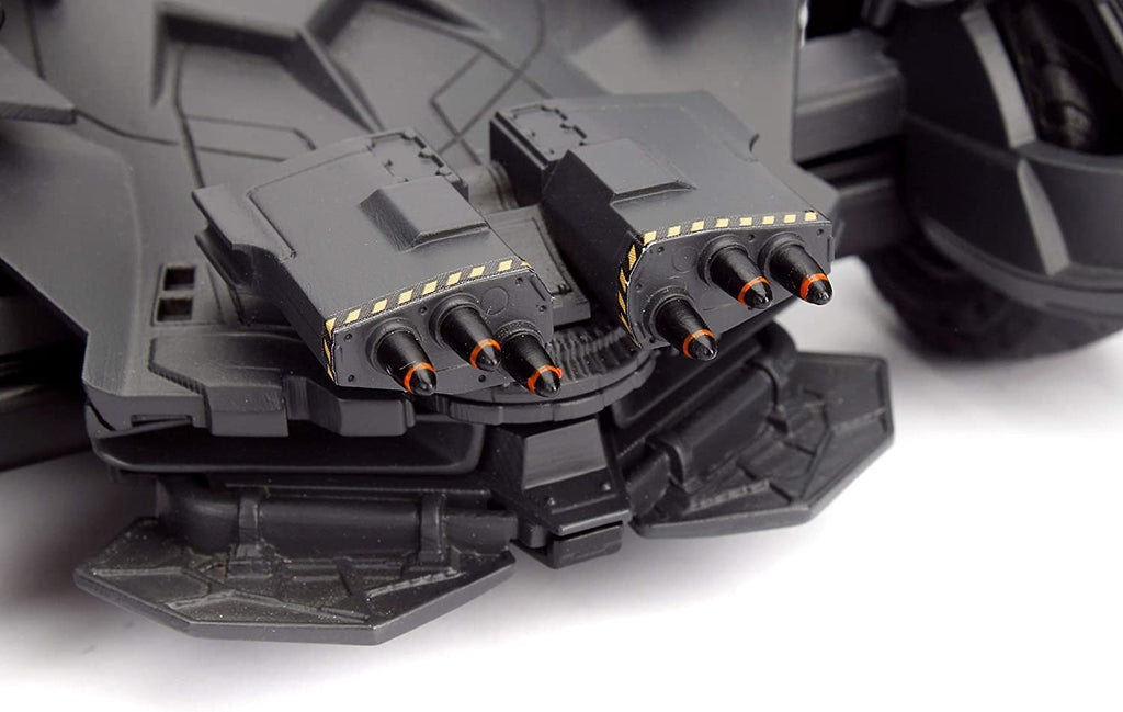 Jada Metal Justice League Batmobile, Pack of 1, Black
