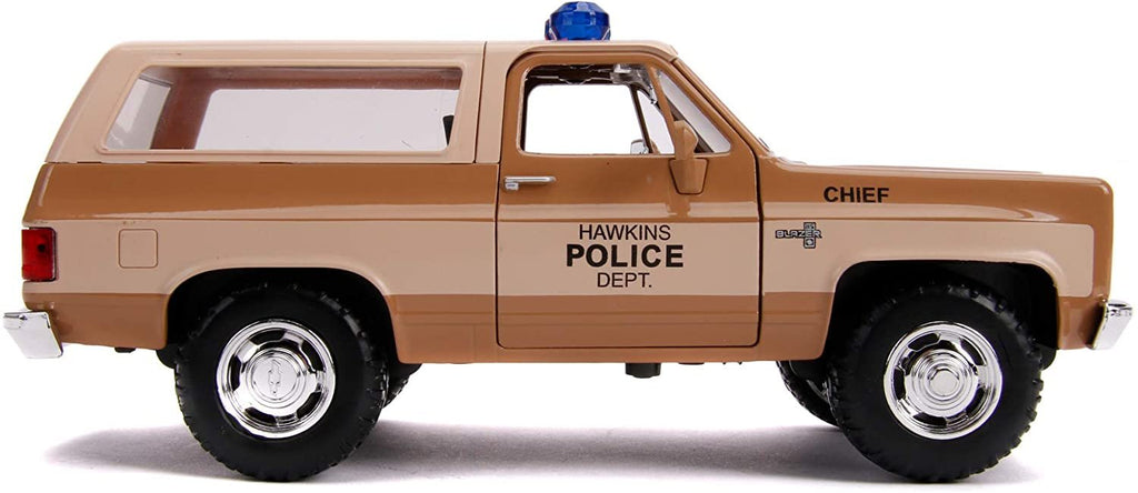 Jada Toys Stranger Things Hollywood Rides 1980 Chevy Blazer 1:24 Scale Die-Cast Metal Vehicle with Badge, Multi-Colored (JA31111)