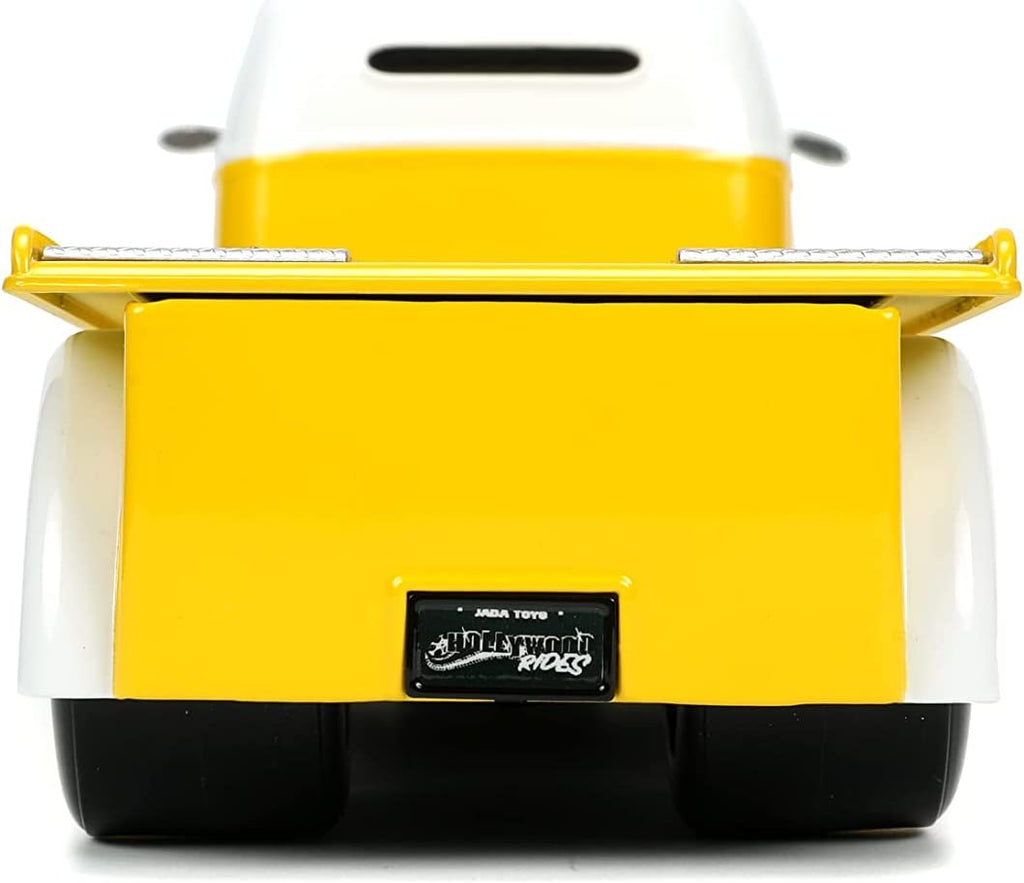 M&M's 1:24 1947 Ford COE Flatbed Die-cast Car & 2.75" Yellow Figure, Toys for Kids and Adults