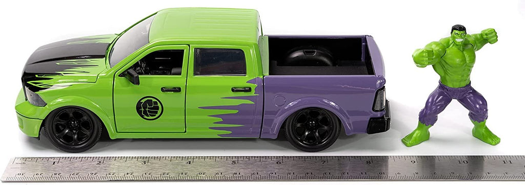 Marvel 1:24 Dodge Ram 1500 Die-Cast Car & 2.75" Incredible Hulk Figure, Toys for Kids and Adults