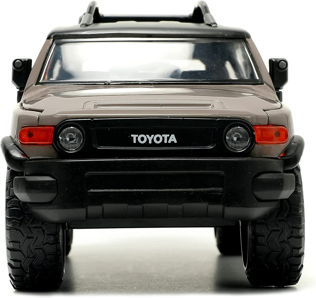 Jada Toys Just Trucks 1:24 Toyota FJ Cruiser Die-cast Car Brown with Tire Rack, Toys for Kids and Adults