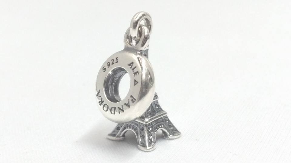 PANDORA EIFFEL TOWER Charm Sterling Silver Comes With Little Gift Bag 791082