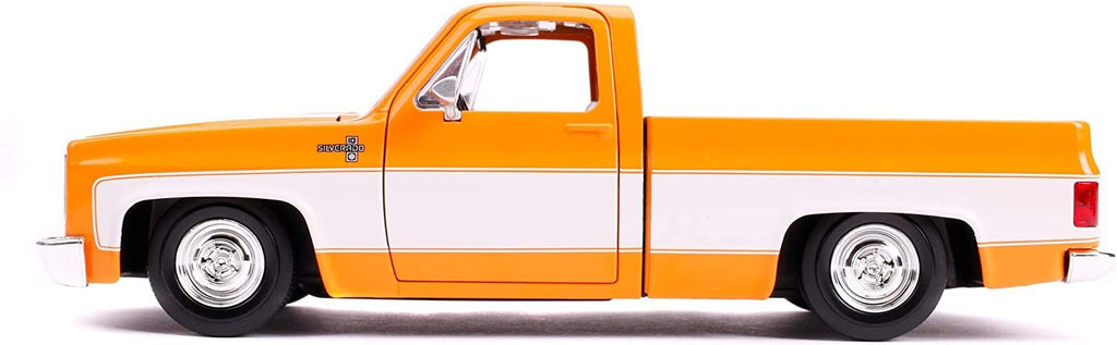 Jada Toys Just Trucks 1:24 1985 Chevrolet C-10 Die-cast Car Orange, Toys for Kids and Adults (31607)