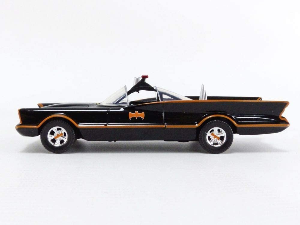 Jada Toys DC Comics 1:32 Classic TV Series 1966 Batmobile Die-cast Car with Batman Figure, Toys for Kids and Adults