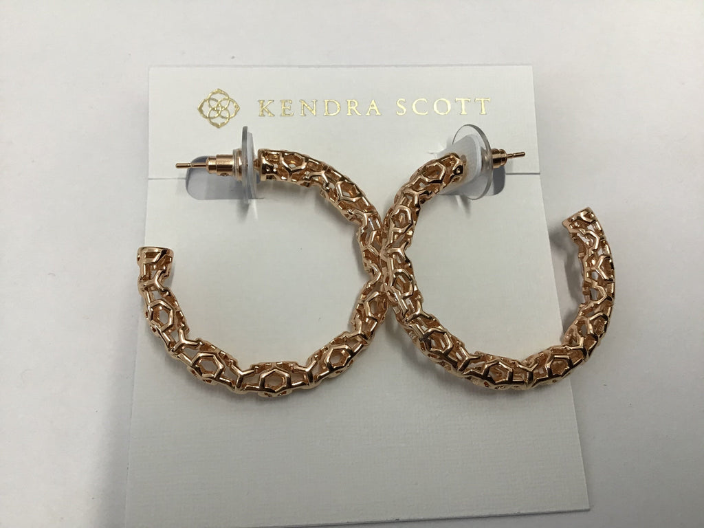 Maggie Small Hoop Earrings In Rose Gold Filigree