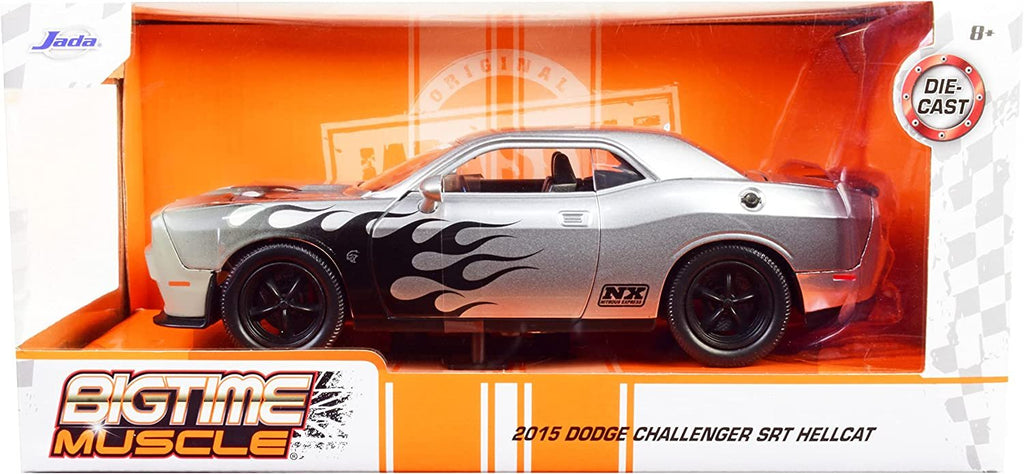 Jada Toys Big Time Muscle 1:24 2015 Dodge Challenger SRT Hellcat Die-cast Car Silver/Black Flames, Toys for Kids and Adults