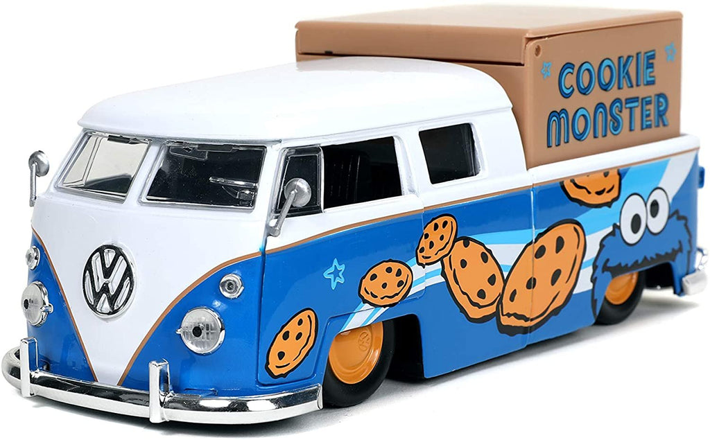 Jada 1:24 Diecast 1963 VW Bus with Cookie Monster Figure