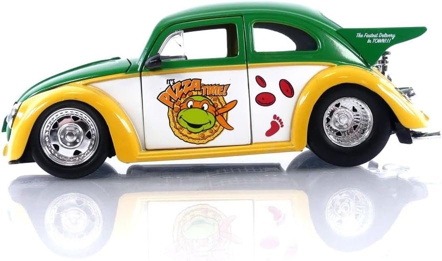 Jada Teenage Mutant Ninja Turtles 1:24 1959 Volkswagen Drag Beetle Die-cast Car & 2.75" Michelangelo Figure, Toys for Kids and Adults (33741)