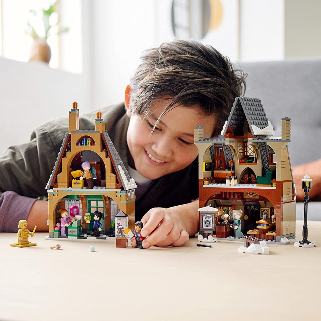 LEGO Harry Potter Hogsmeade Village Visit 76388 Building Kit with Honeydukes Store and The Three Broomsticks Pub; New 2021 (851 Pieces)