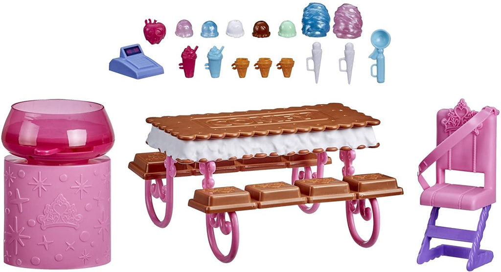 Disney Princess Comfy Squad Sweet Treats Truck, Playset with 16 Accessories, Pretend Ice Cream Shop, Toy for Girls 5 Years Old and Up