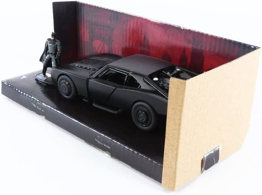 Hollywood Rides 2022 Batmobile W/Batman FIG 1/32 Vehicle