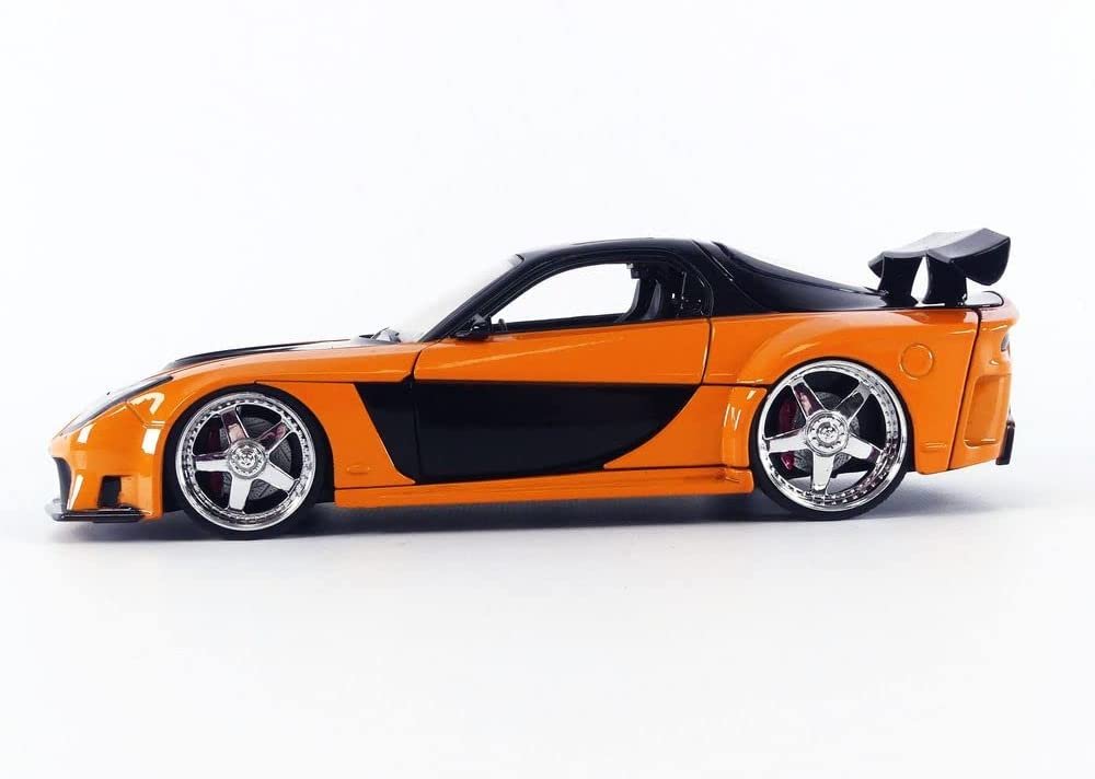 Jada Toys Fast & Furious 1:24 1995 Mazda RX-7 Widebody Die-cast Car w/Han's 2.75" Die-cast Figure, Toys for Kids and Adults