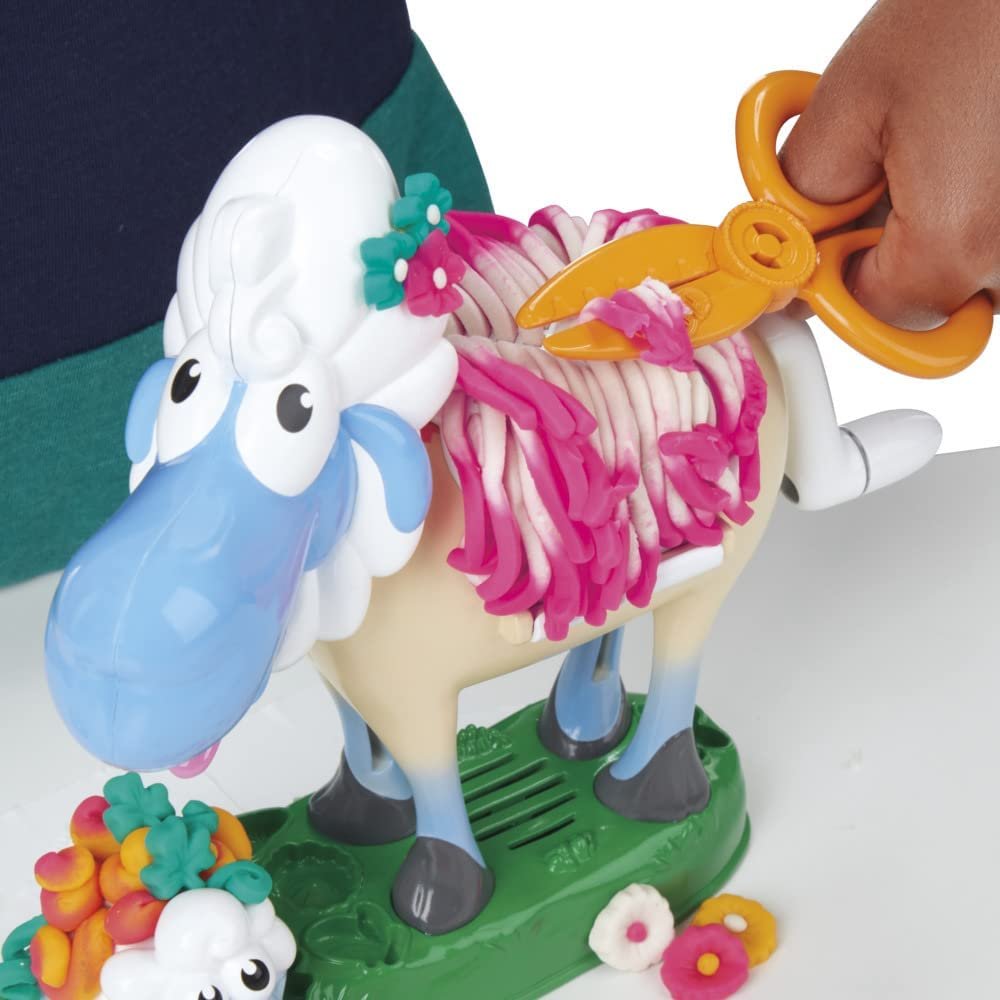 Play-Doh Animal Crew Sherrie Shearin' Sheep Toy for Kids 3 Years and Up with Funny Sounds and 4 Non-Toxic Colors