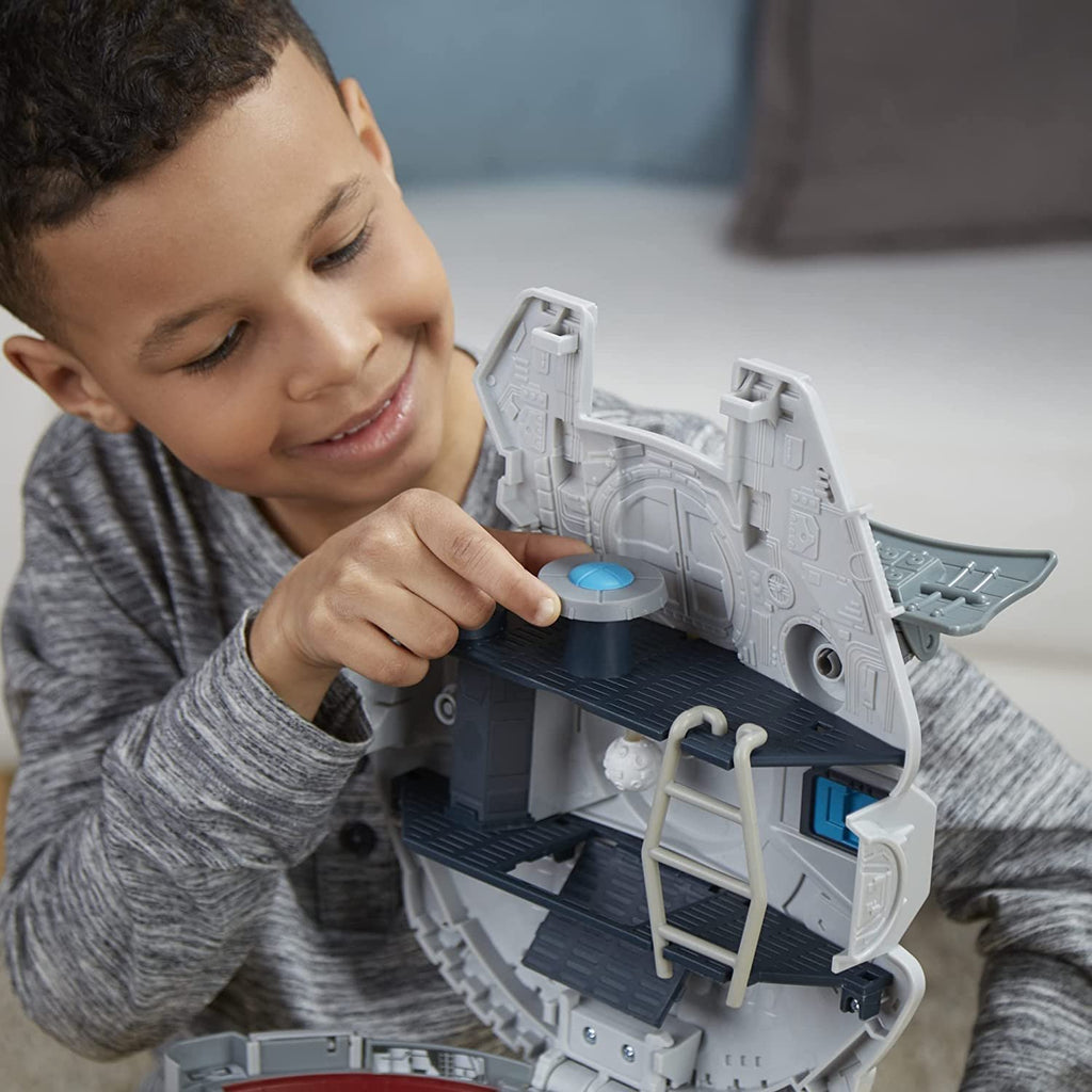 Playskool Heroes Star Wars Galactic Heroes Millennium Falcon 2-in-1 Vehicle Playset, Toys for Kids Ages 3 and Up, Han Solo, Chewbacca, R2-D2 2.5-inch Figures