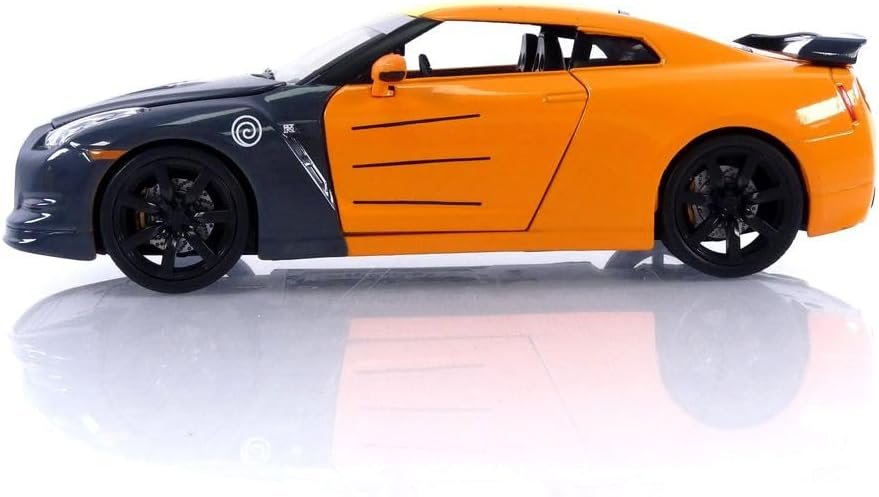 Naruto 1:24 2009 Nissan GT-R(R35) Die-Cast Car & 2.75" Naruto Figure, Toys for Kids and Adults
