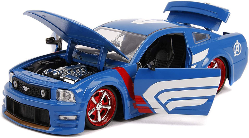 Jada 1:24 Diecast 2006 Ford Mustang GT with Captain America Figure