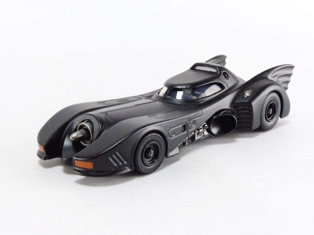 Jada Toys DC Comics 1:32 1989 Batmobile Die-cast Car with Batman Figure, Toys for Kids and Adults (JadaToys31704)