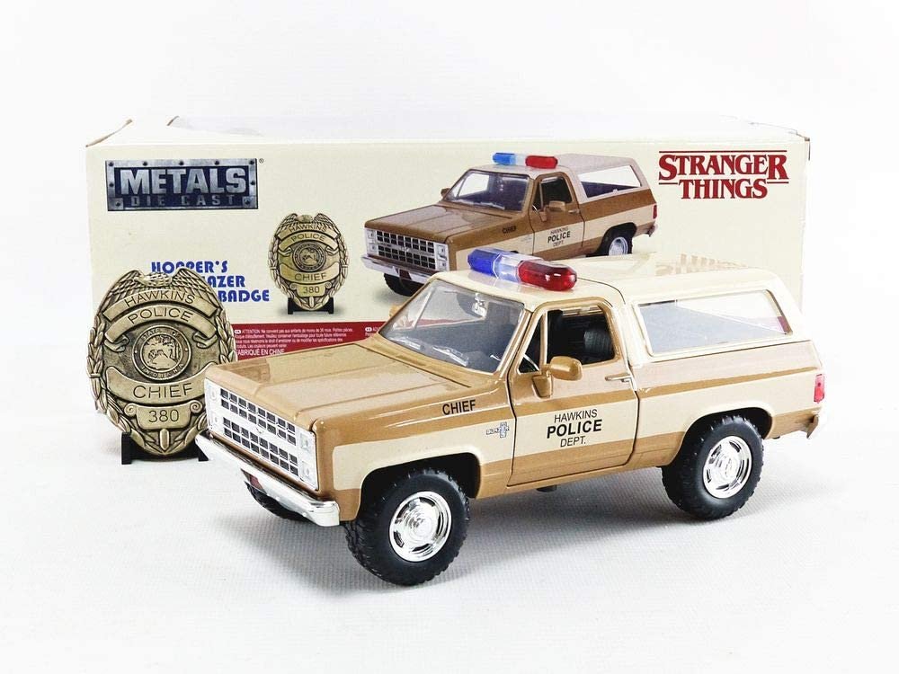 Jada Toys Stranger Things Hollywood Rides 1980 Chevy Blazer 1:24 Scale Die-Cast Metal Vehicle with Badge, Multi-Colored (JA31111)