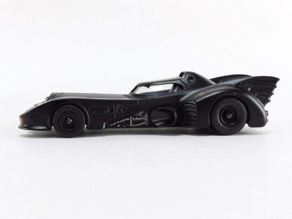 Jada Toys DC Comics 1:32 1989 Batmobile Die-cast Car with Batman Figure, Toys for Kids and Adults (JadaToys31704)